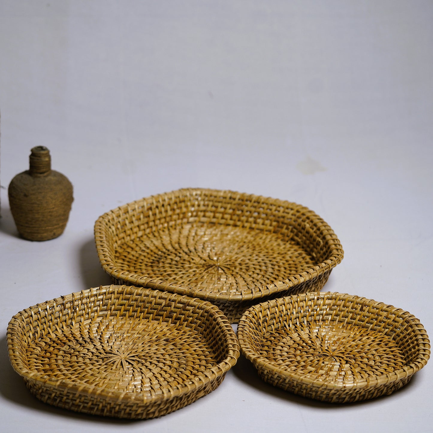 Tiwa Hexagonal Tray Set (Natural, 3 pcs) – Assam