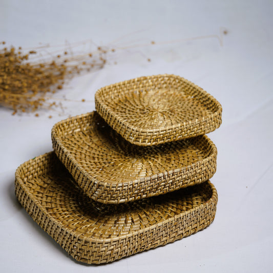 Karbi Square Serving Tray Set (Natural, 3 pcs) – Assam